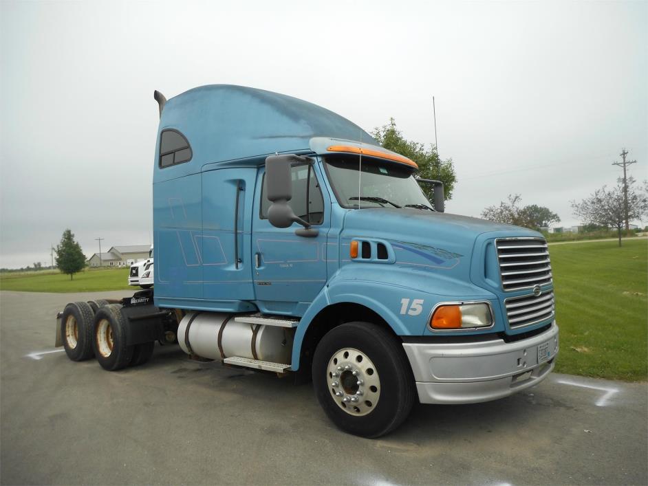 1999 Sterling At9513  Conventional - Sleeper Truck