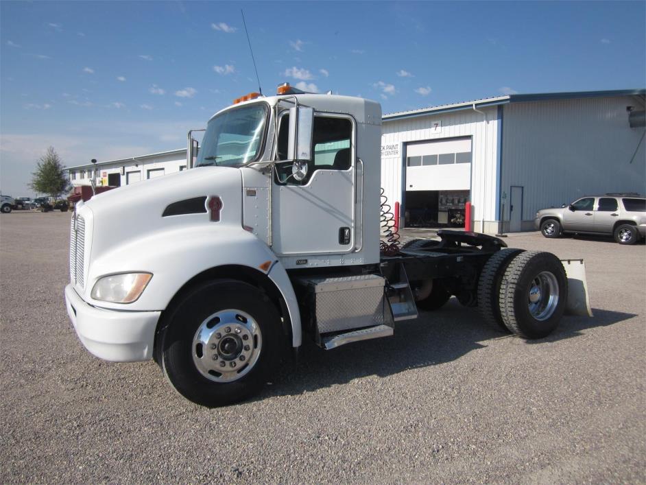 2010 Kenworth T370  Conventional - Day Cab