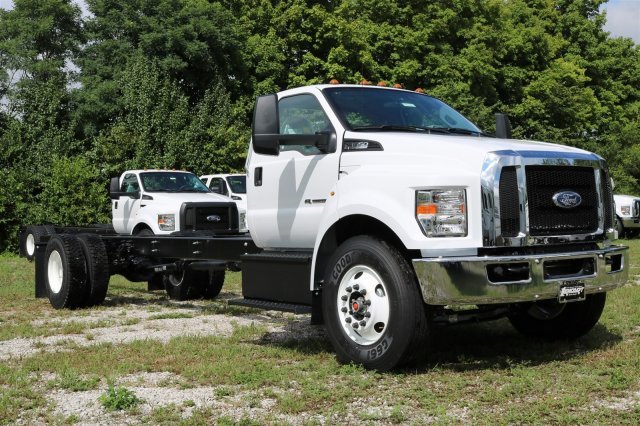 2017 Ford F650  Cab Chassis