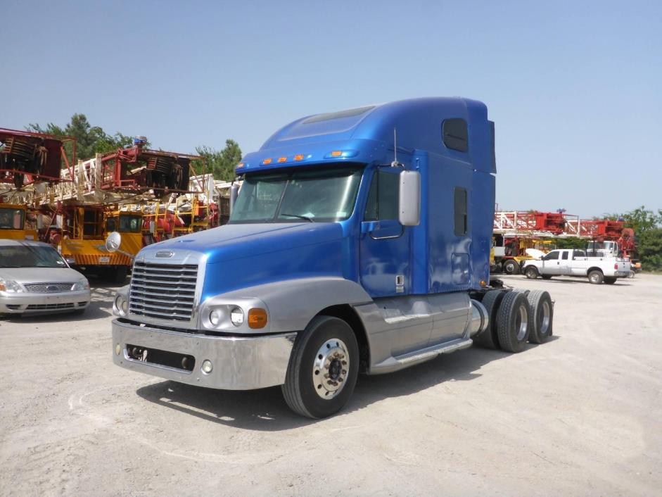 2007 Freightliner Century 120  Cab Chassis