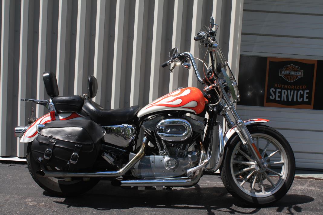 2011 Harley-Davidson FLTRX Road Glide Custom 103