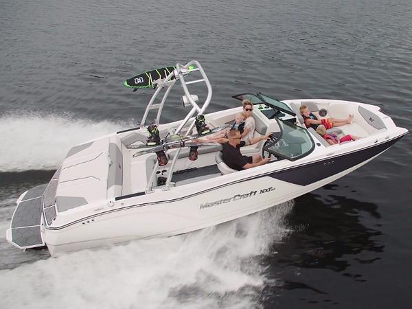 2017 Mastercraft NXT22