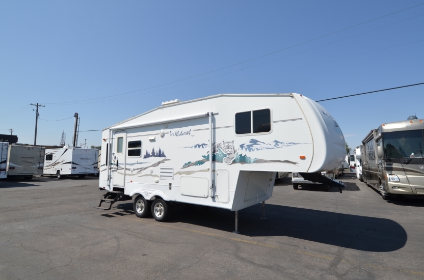 2006 Forest River WILDCAT 24RL