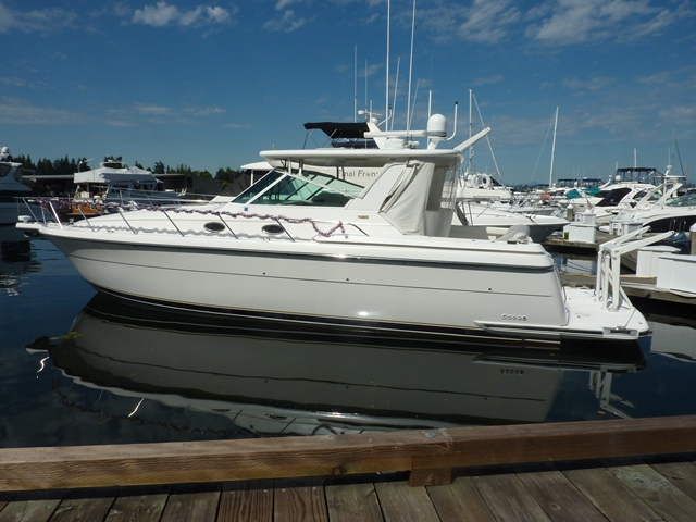 2001 Tiara 4000 Express