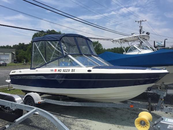 2006 Bayliner 195 Discovery