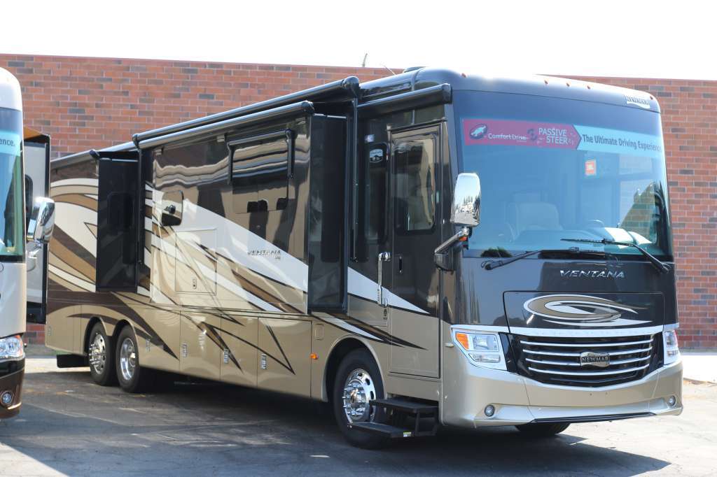 2017 Newmar Ventana 4037