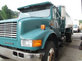 1991 International 4900  Tanker Truck