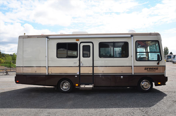 1997 Safari TREK 2430