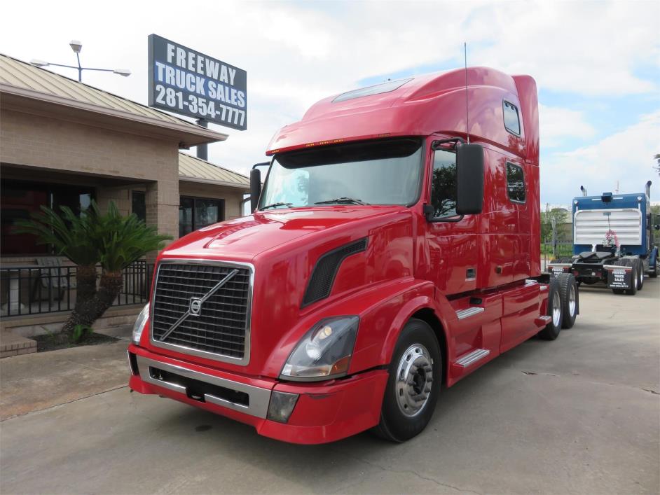 2006 Volvo Vnl62t670  Conventional - Sleeper Truck