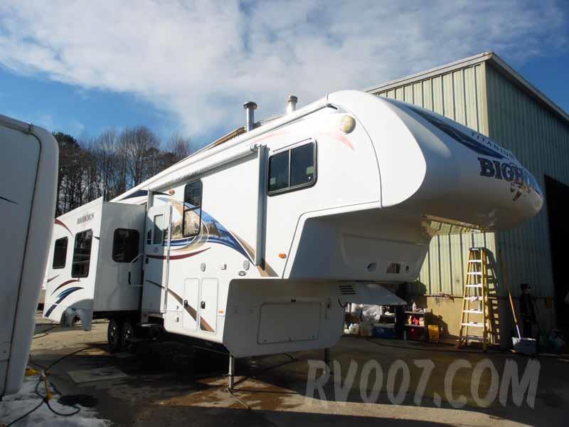 2011 Heartland Rv Bighorn TI32 Titanium Edition