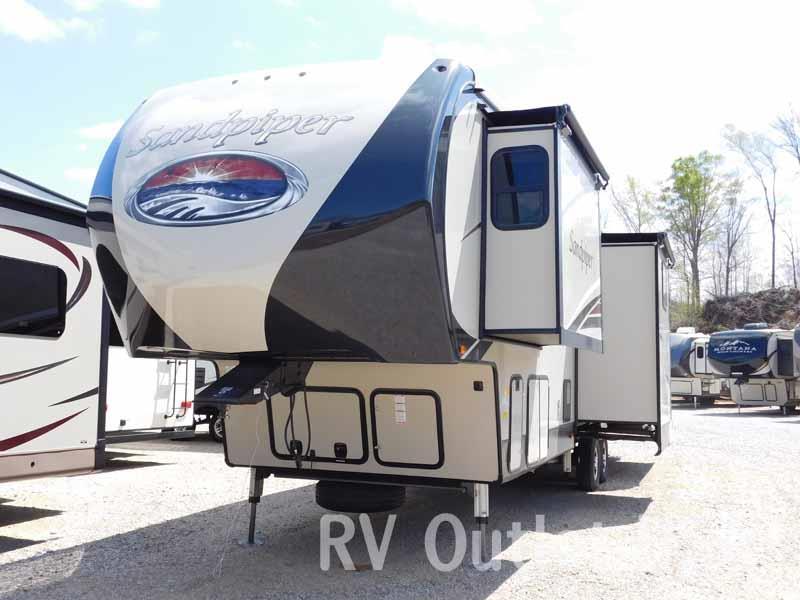 2017 Forest River Sandpiper 371REBH