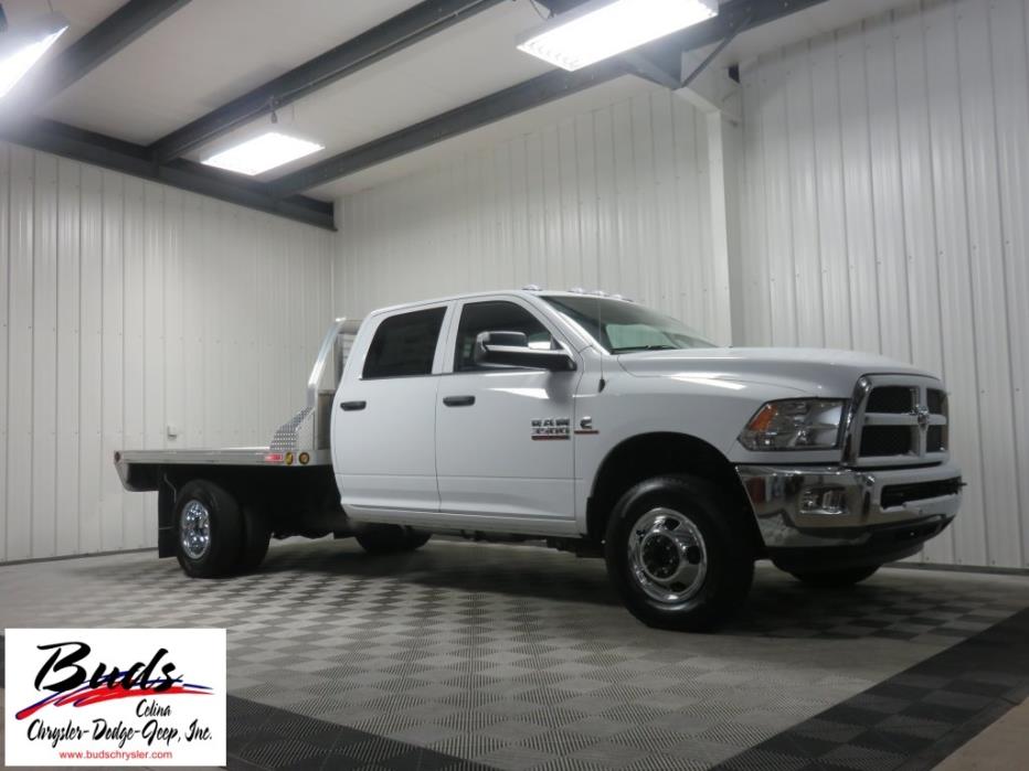 2016 Ram 3500 Chassis  Flatbed Truck