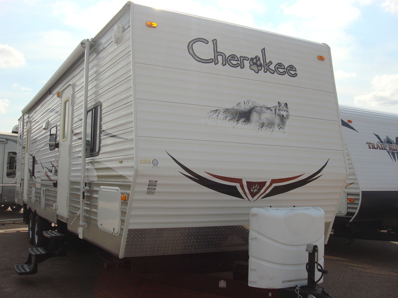 2009 Forest River Cherokee 30U