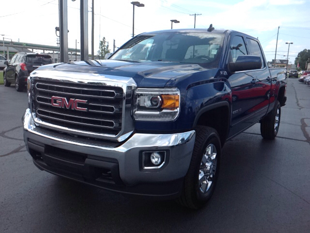 2016 Gmc Sierra 2500hd Sle  Pickup Truck