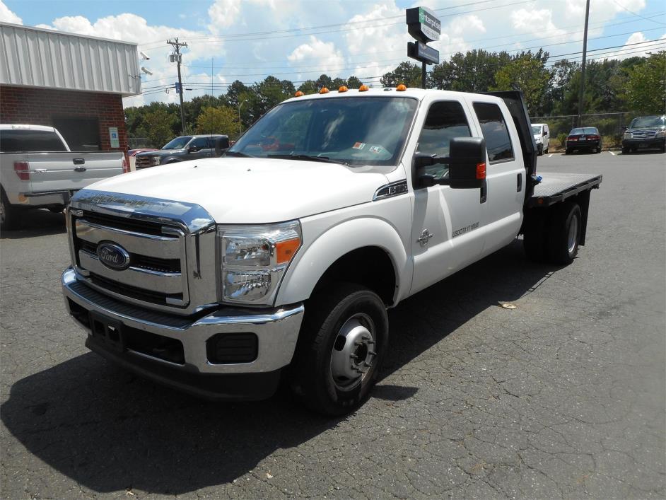 2016 Ford F350 Xlt  Stake Bed