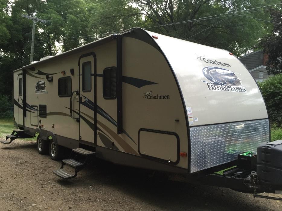 2014 Coachmen FREEDOM EXPRESS 282BHDS