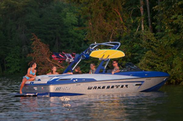 2015 Malibu Wakesetter 23 LSV