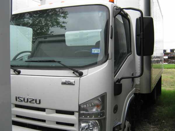 2013 Isuzu Npr Hd  Box Truck - Straight Truck