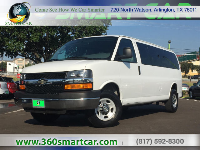 2014 Chevrolet Express 3500  Passenger Van