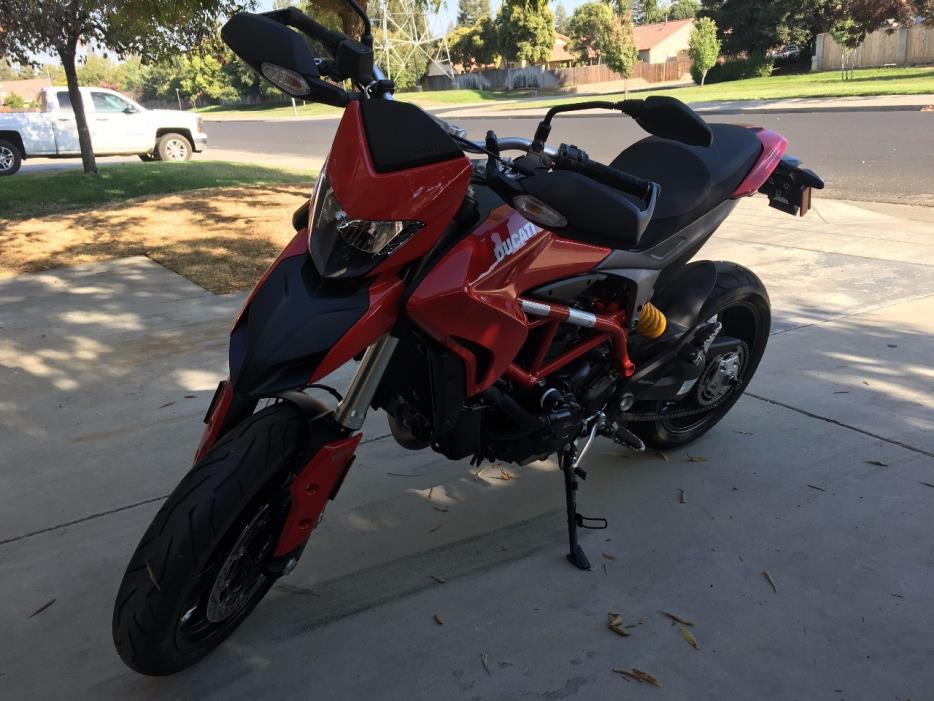 2015 Ducati HYPERMOTARD