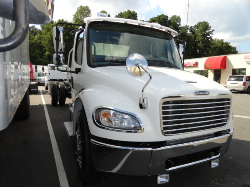 2017 Freightliner M2106  Cab Chassis