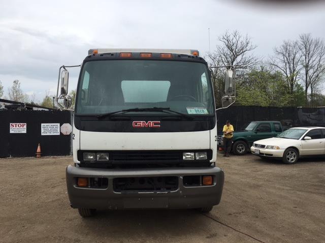 2008 Gmc T7500  Conventional - Day Cab