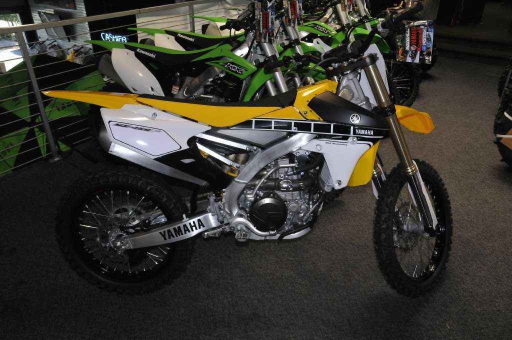 2016 Yamaha YZ450F 60th Anniversary Yellow / Black