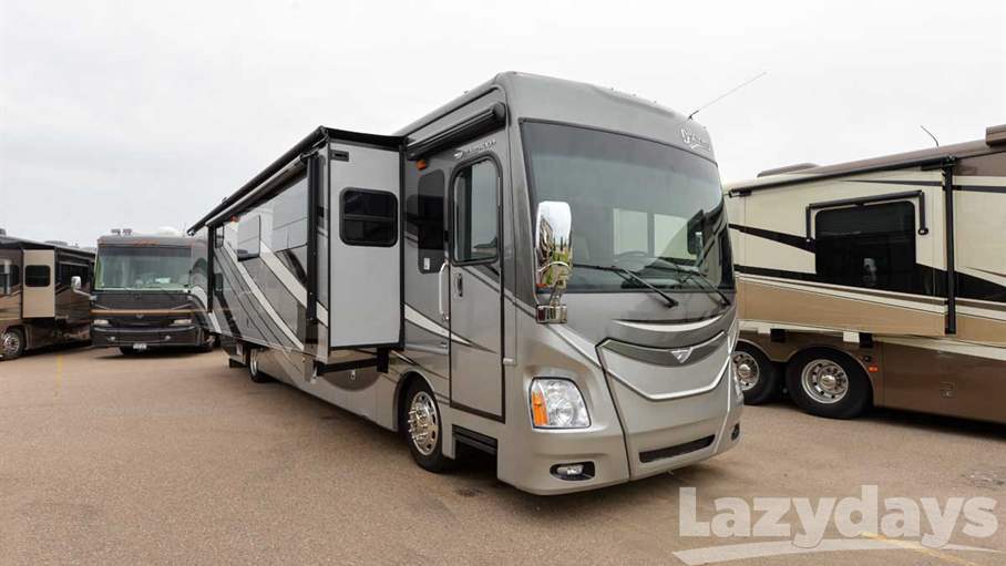 2015 Fleetwood Rv Discovery 40G
