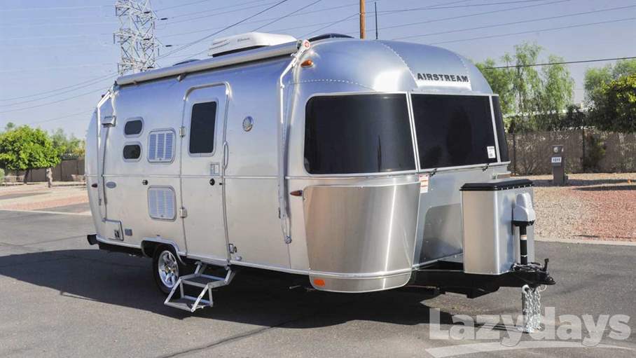 2017 Airstream Flying Cloud 20CNB