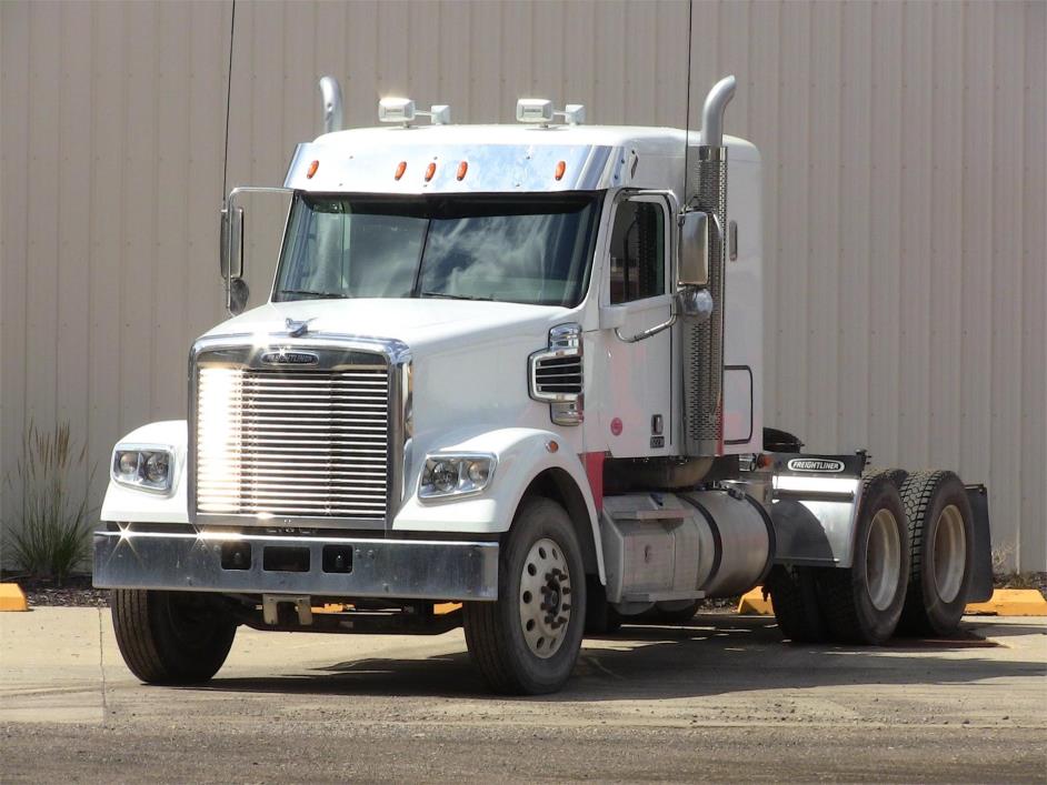 2015 Freightliner 122sd  Conventional - Day Cab
