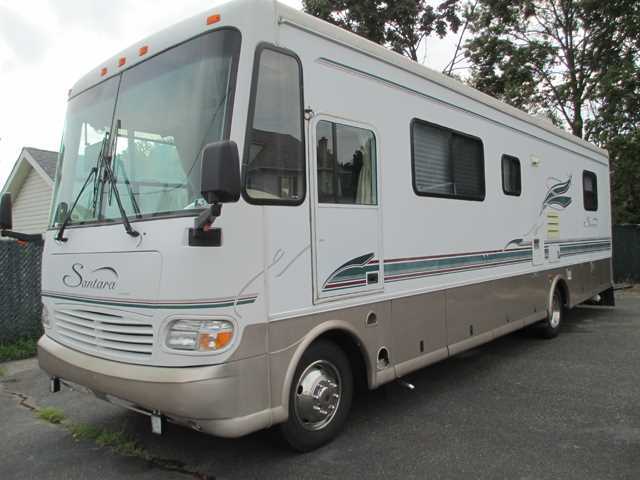 1999 Coachmen SANTARA 311MB