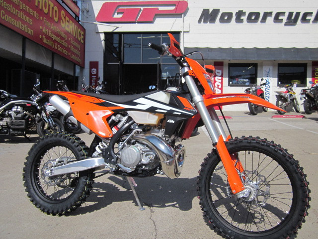 2017 KTM 250 XC-W - See ALL the 2017 KTMs at GP!!