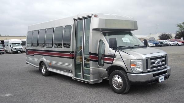 2009 Ford Turtle Top  Bus