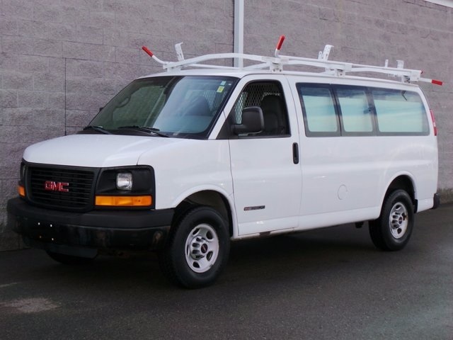 2006 Gmc Savana G2500  Passenger Van