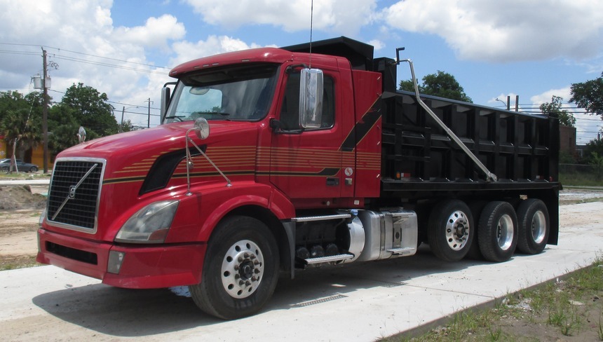 2012 Volvo Vnl64t300  Dump Truck