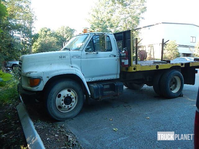 Ford F800  Flatbed Truck