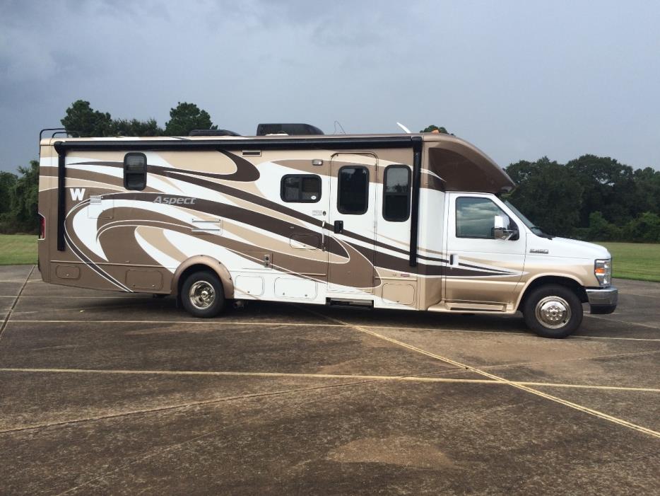 2011 Winnebago ASPECT 28B