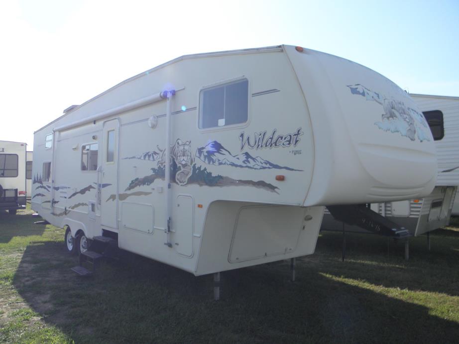 2005 Forest River Forest River Wildcat 29BH