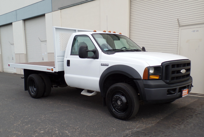 2007 Ford F550  Flatbed Truck