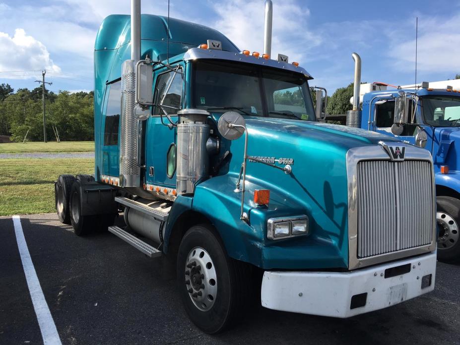 2005 Western Star 4900fa  Cab Chassis