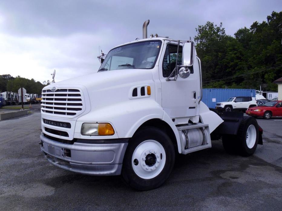 2004 Sterling A9500  Conventional - Day Cab