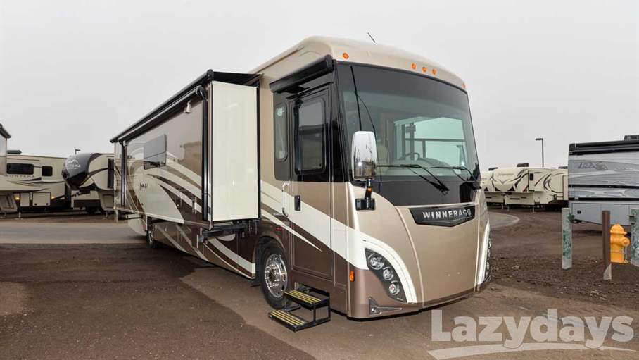 2017 Winnebago Journey 40R