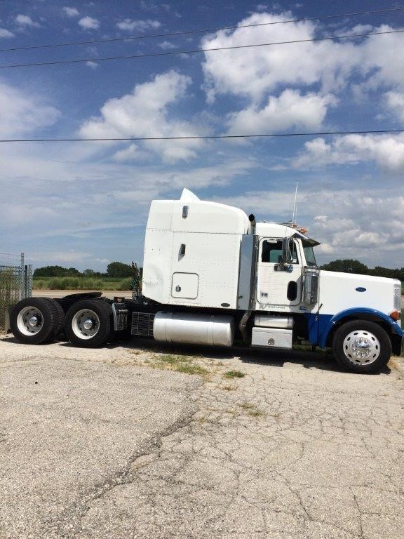 1998 Peterbilt 378  Conventional - Sleeper Truck