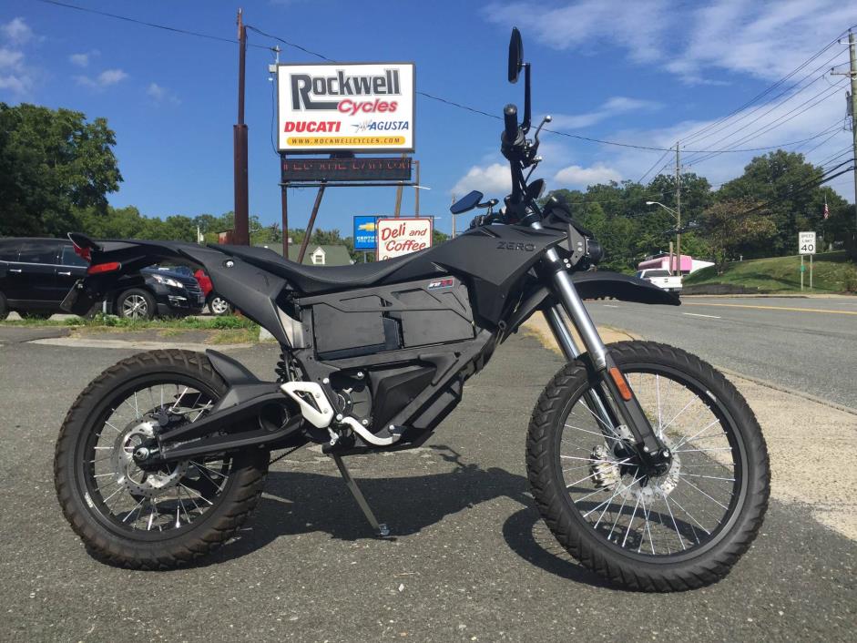 2014 Zero Motorcycles Zero FX™ Stealth Fighter ZF5.7