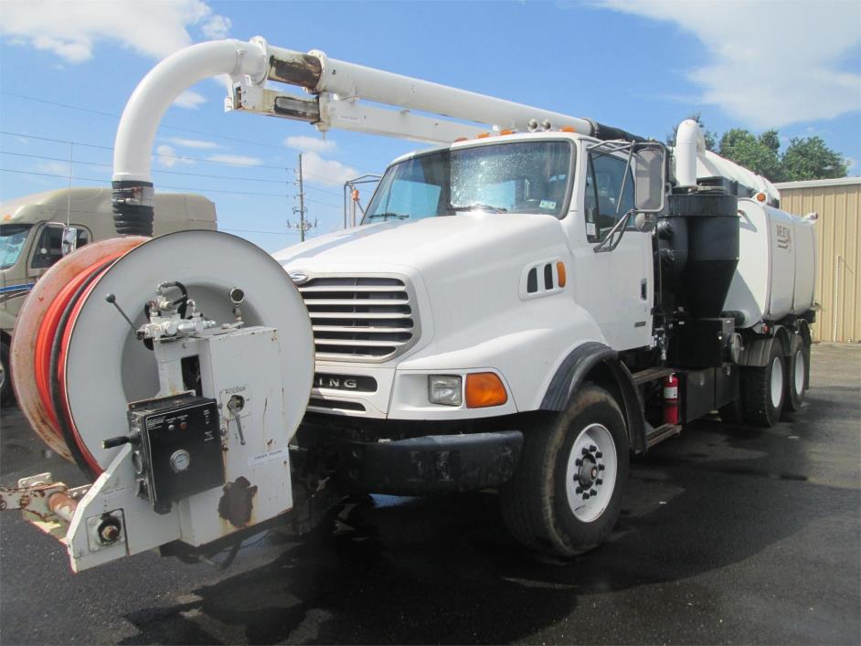 2001 Sterling L7500  Sewer Trucks