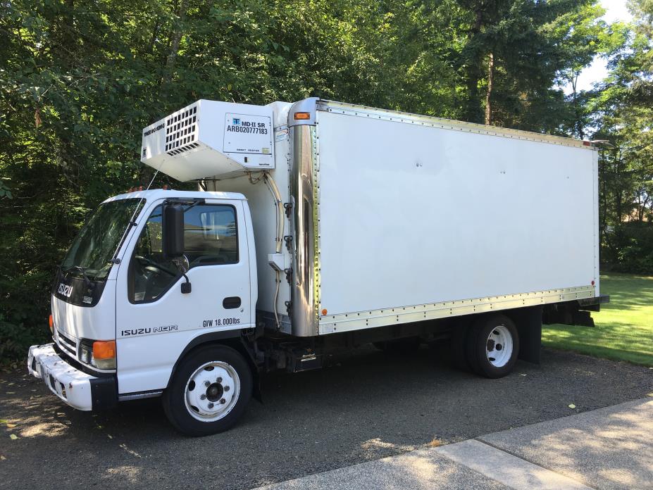 2003 Isuzu Nqr  Box Truck - Straight Truck