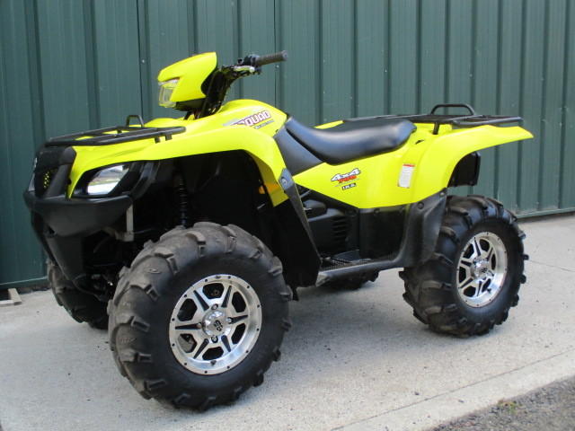 2005 Suzuki KINGQUAD 700 WITH TIRE AND RIM KIT