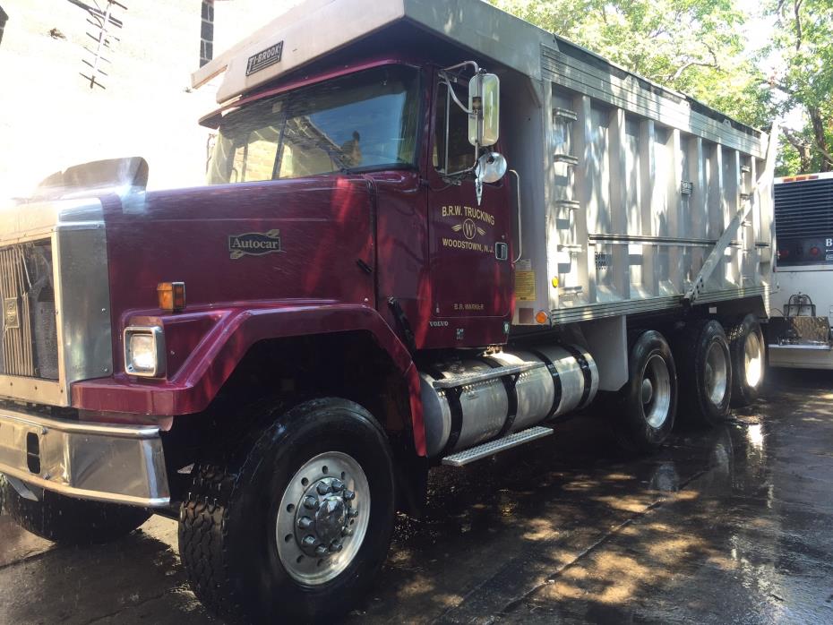 1997 Volvo Acl  Dump Truck