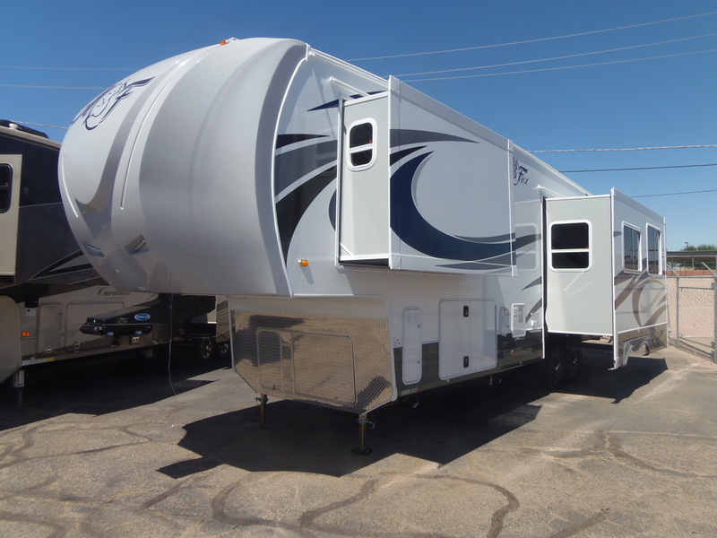 2017 Northwood Arctic Fox Artic Fox Fifth Wheels 29-5K