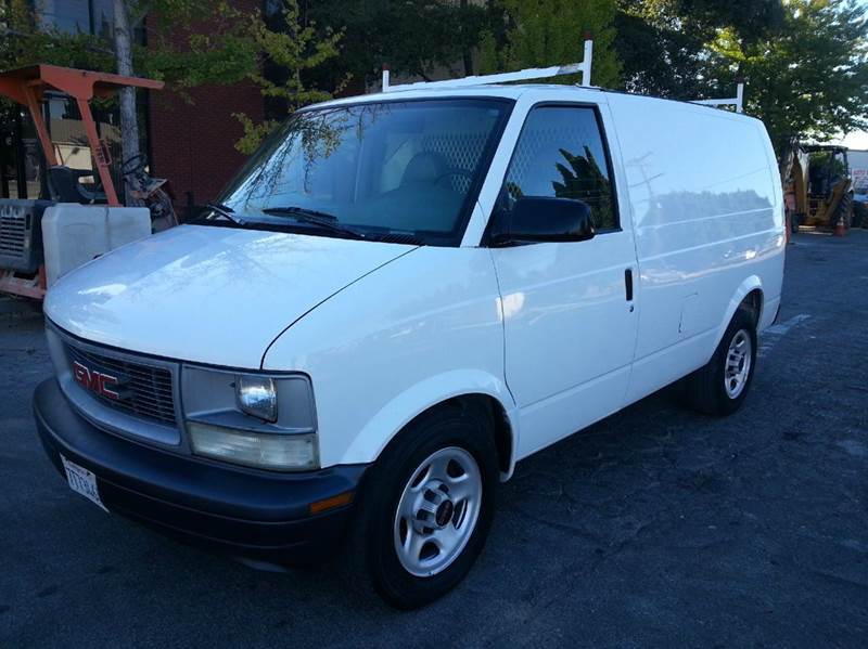 2005 Gmc Safari Cargo  Cargo Van